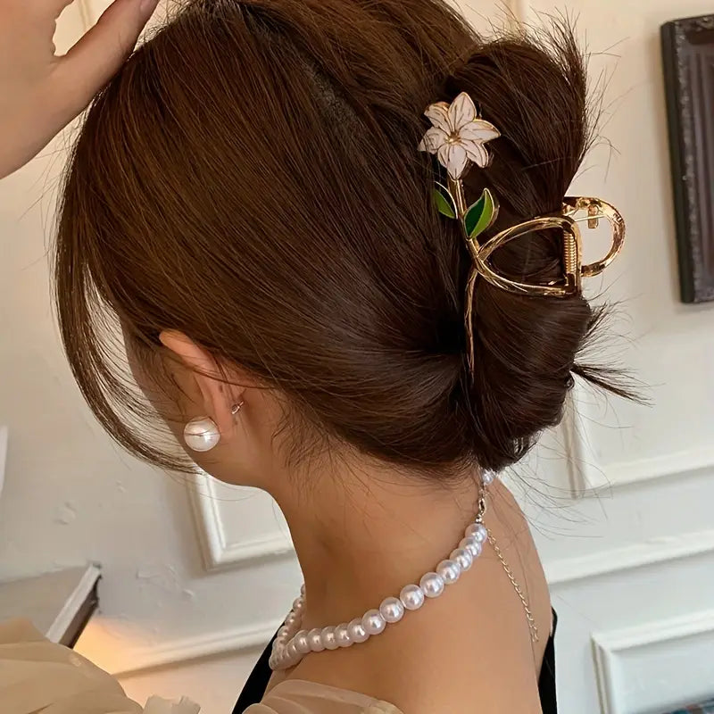 White Flower Metal Hair Claw Clip 1 pcs