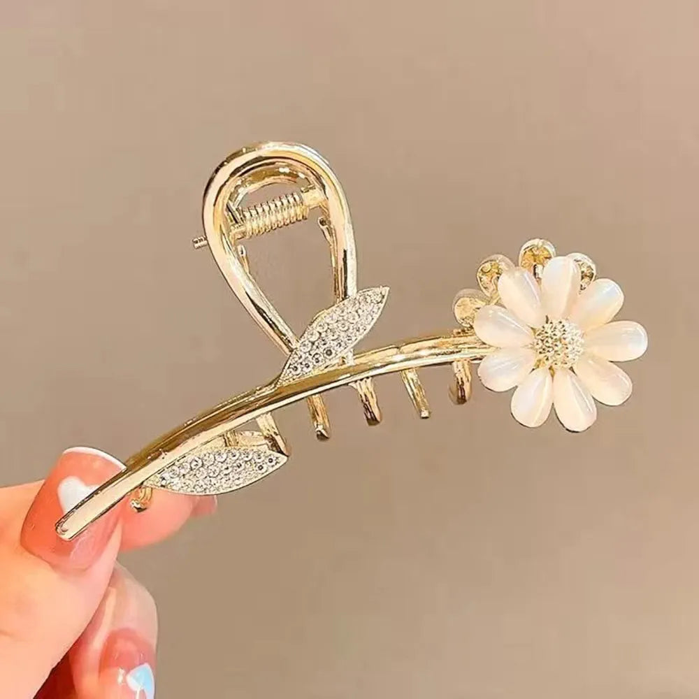 Flower Metal Hair Claw Clip 1 Piece